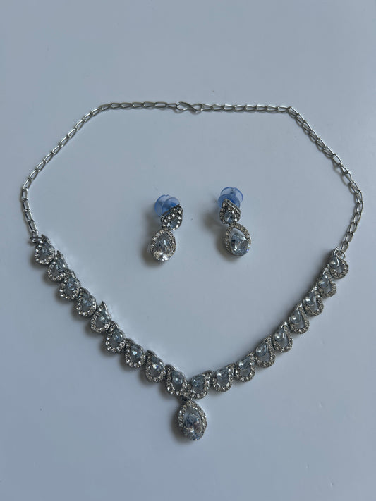 Sliver Teardrop Necklace Earrings Set