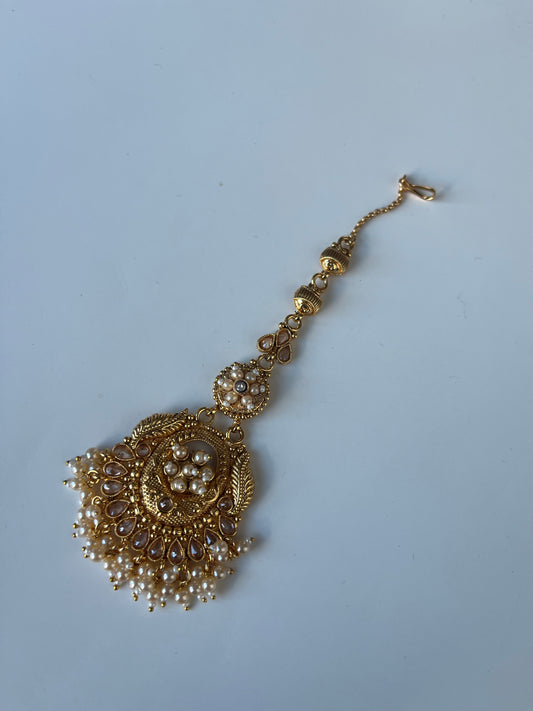 Traditional antique gold tikka