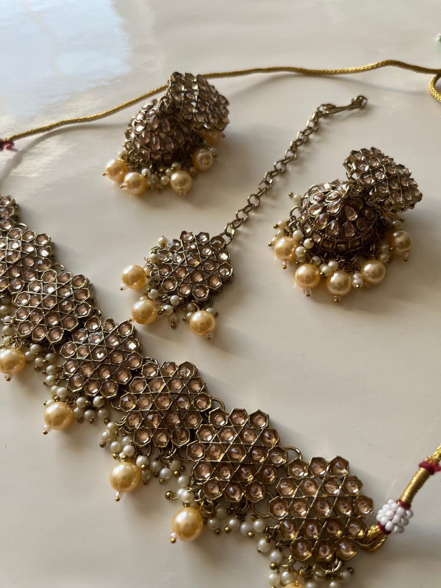 Honeycomb Gold Pearl Jumke Choker