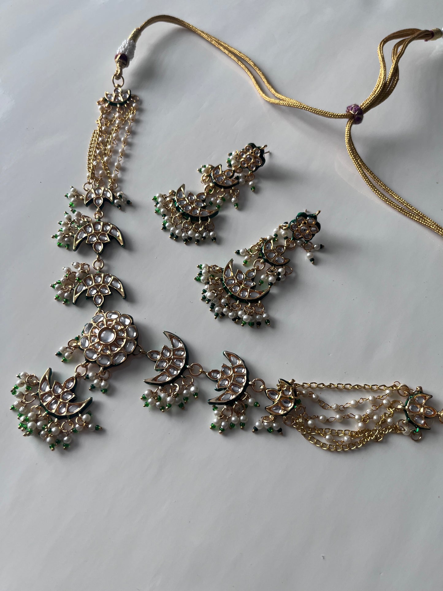 Lightweight Kundan Choker Necklace