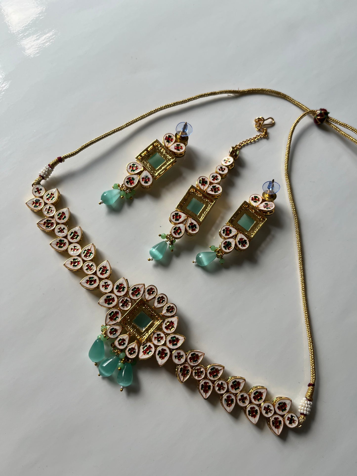 Kundan Blue Green Choker Set