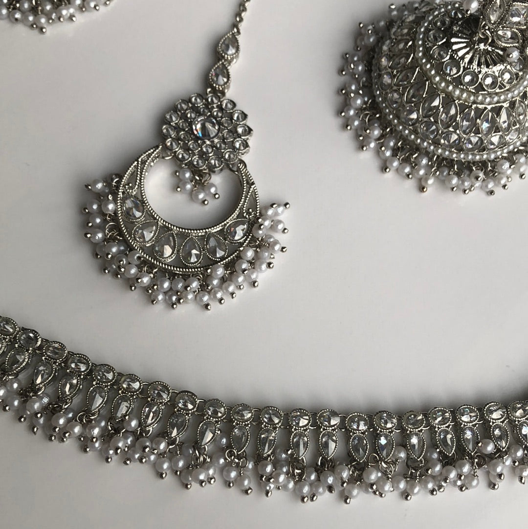 Oversized Jumke Silver Necklace Earring Tikka Set