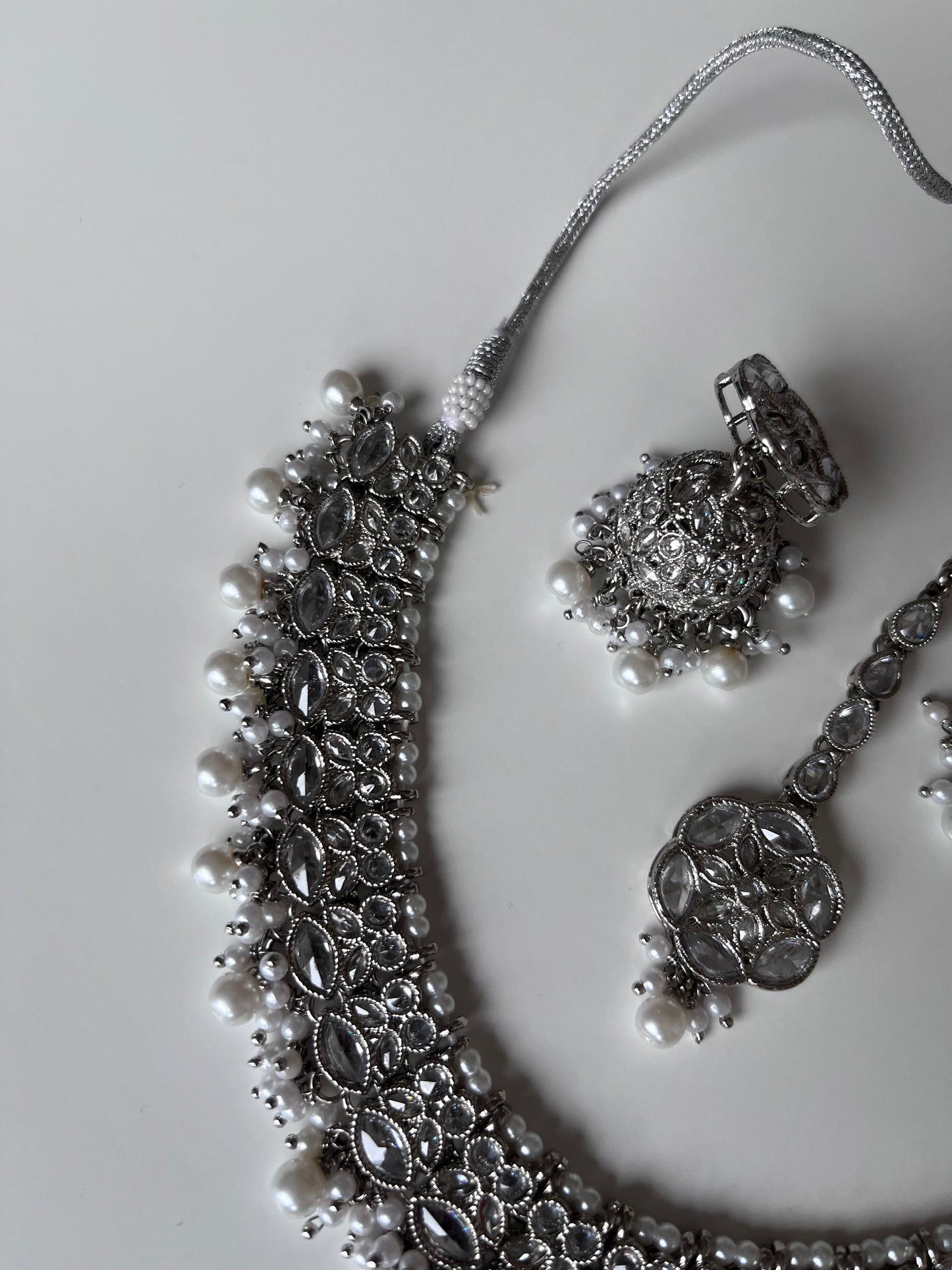 Silver Floral Necklace Set