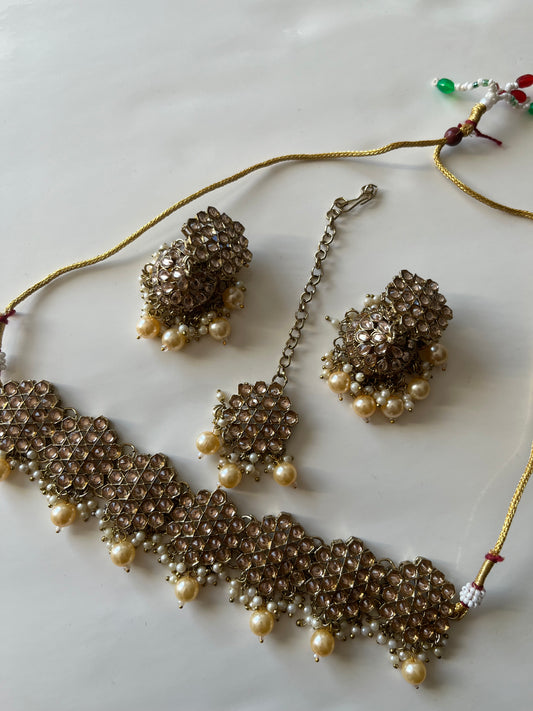 Honeycomb Gold Pearl Jumke Choker