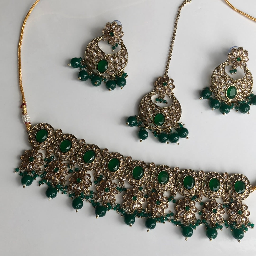 Deep Green Necklace Earring Tikka Set