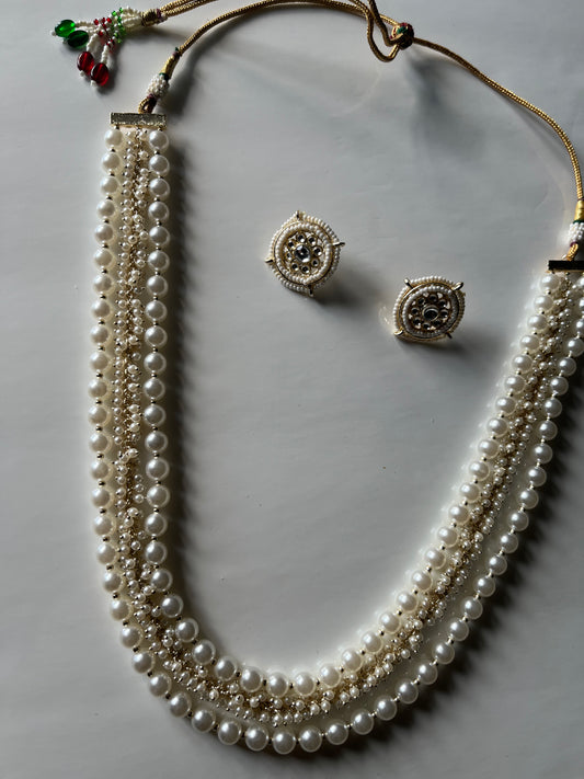 Pearl Stud along Rani Haar