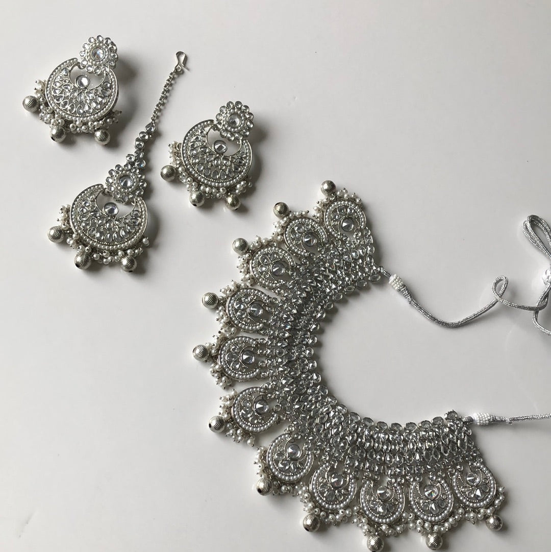 Silver Elegance Bridal Earrings Tikka Necklace Set