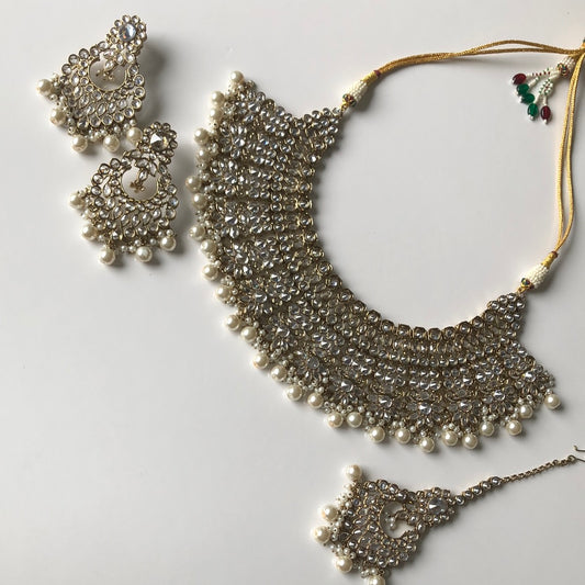 Bridal Gold Earrings Tikka Necklace Set