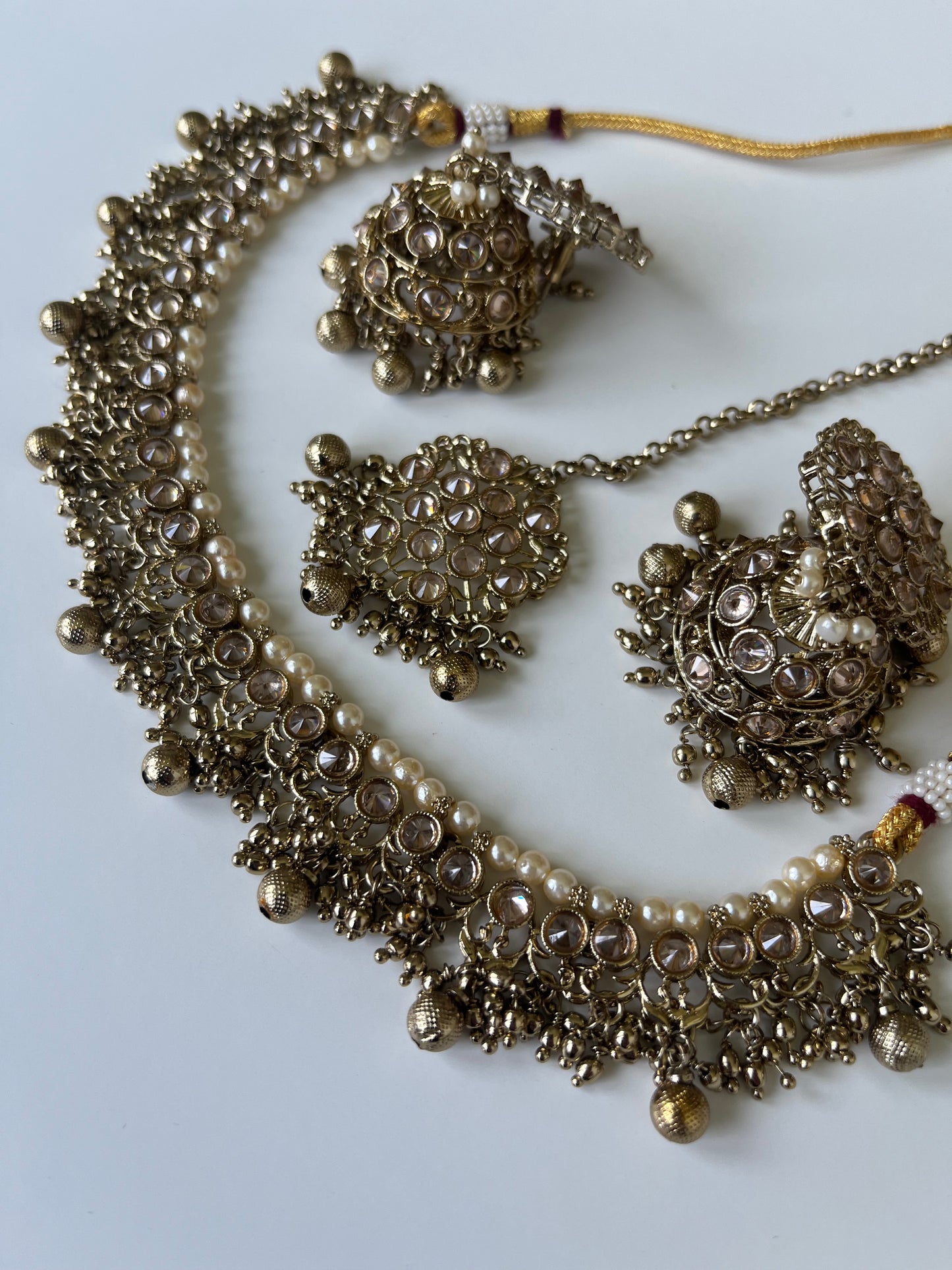 Pearless Bridesmaids Necklace Set