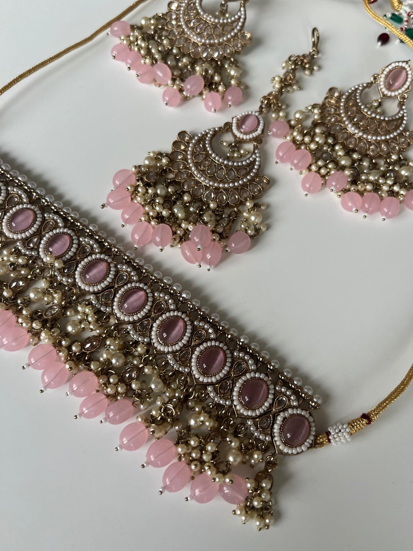 Pink Oval Choket Set