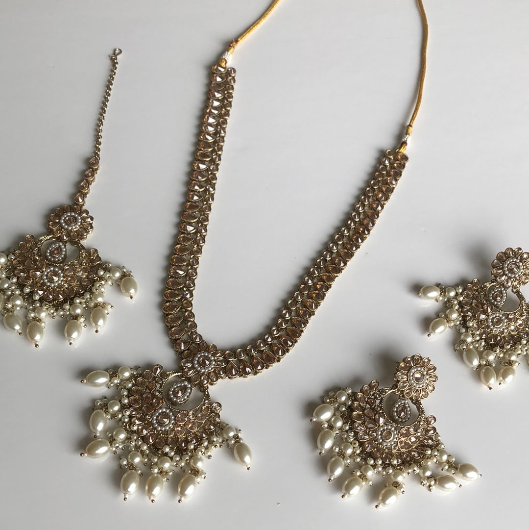 Rani Haar Gold Earrings Tikka Necklace Set