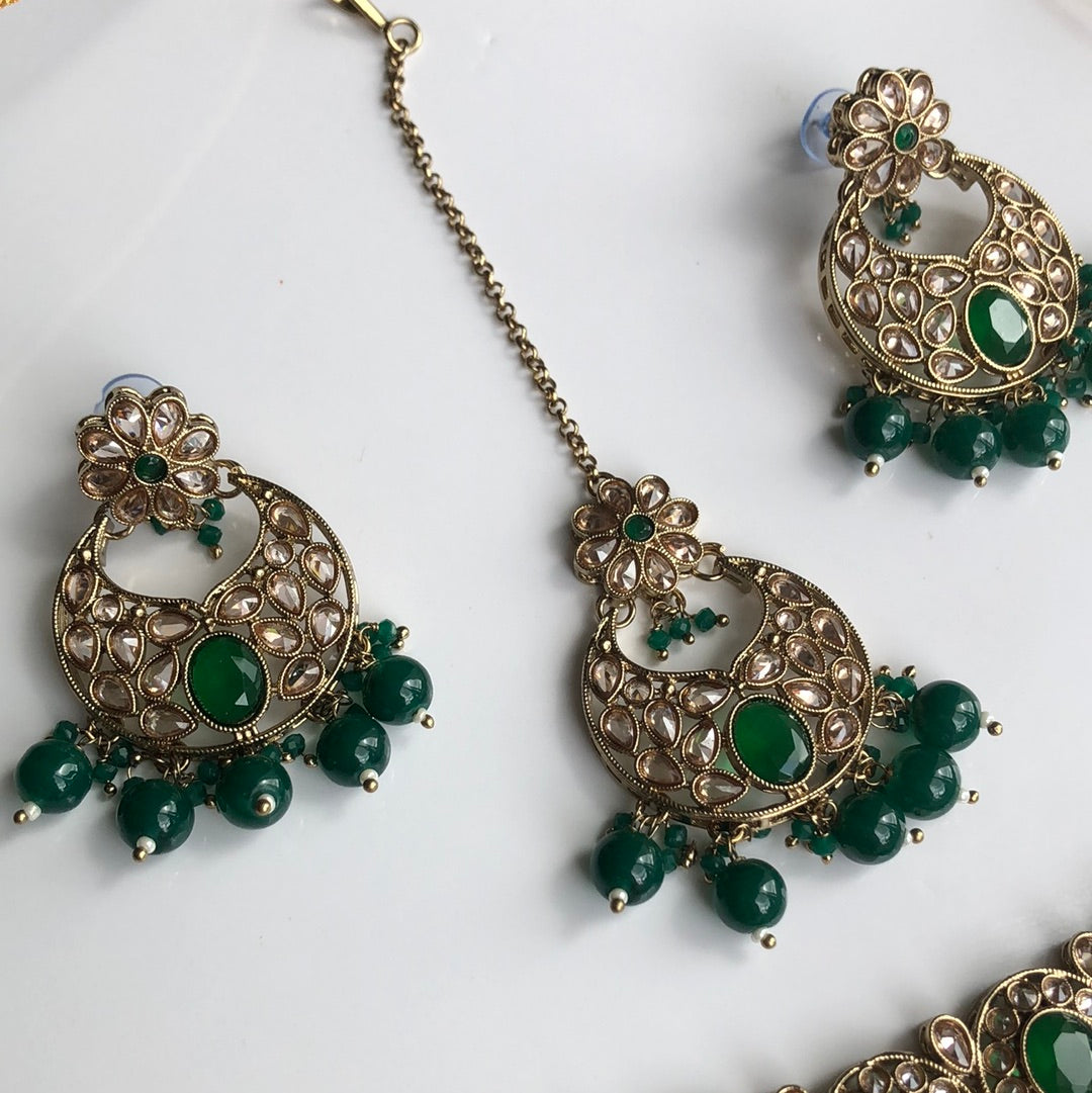 Deep Green Necklace Earring Tikka Set