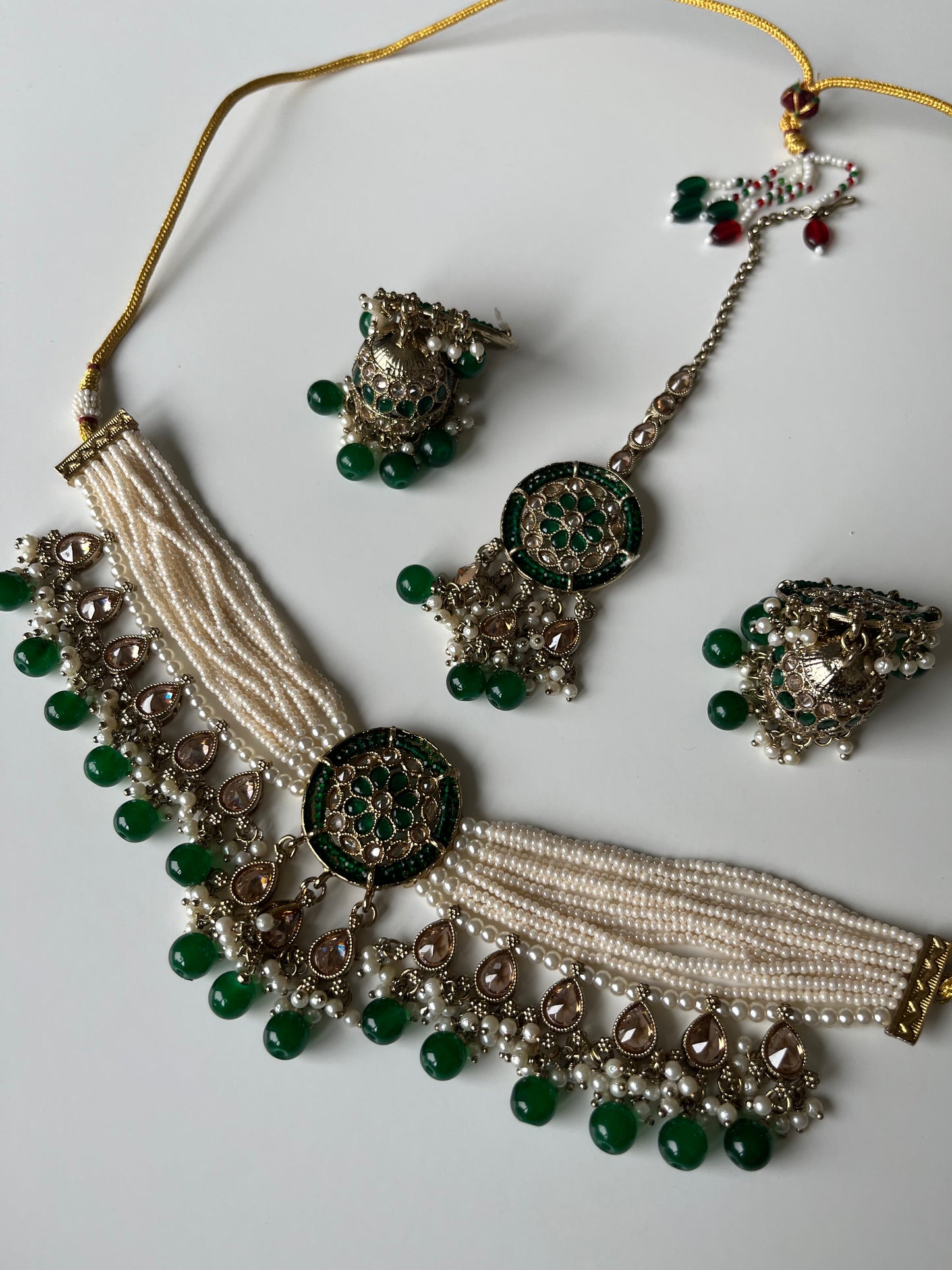 Emerald Green Pearl Choker