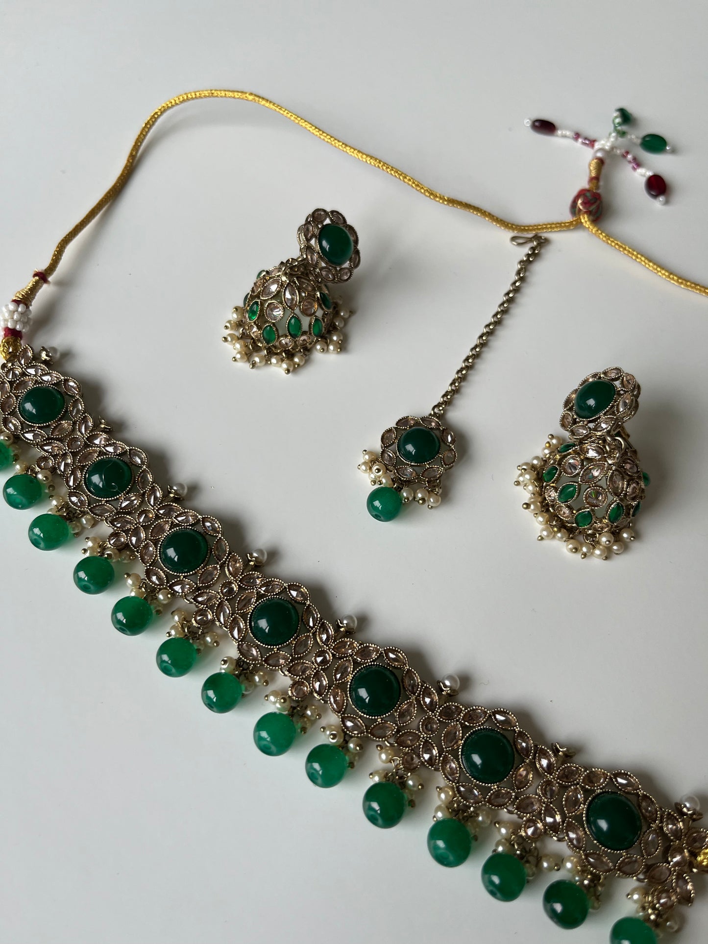 Circle Choker Emerald Green
