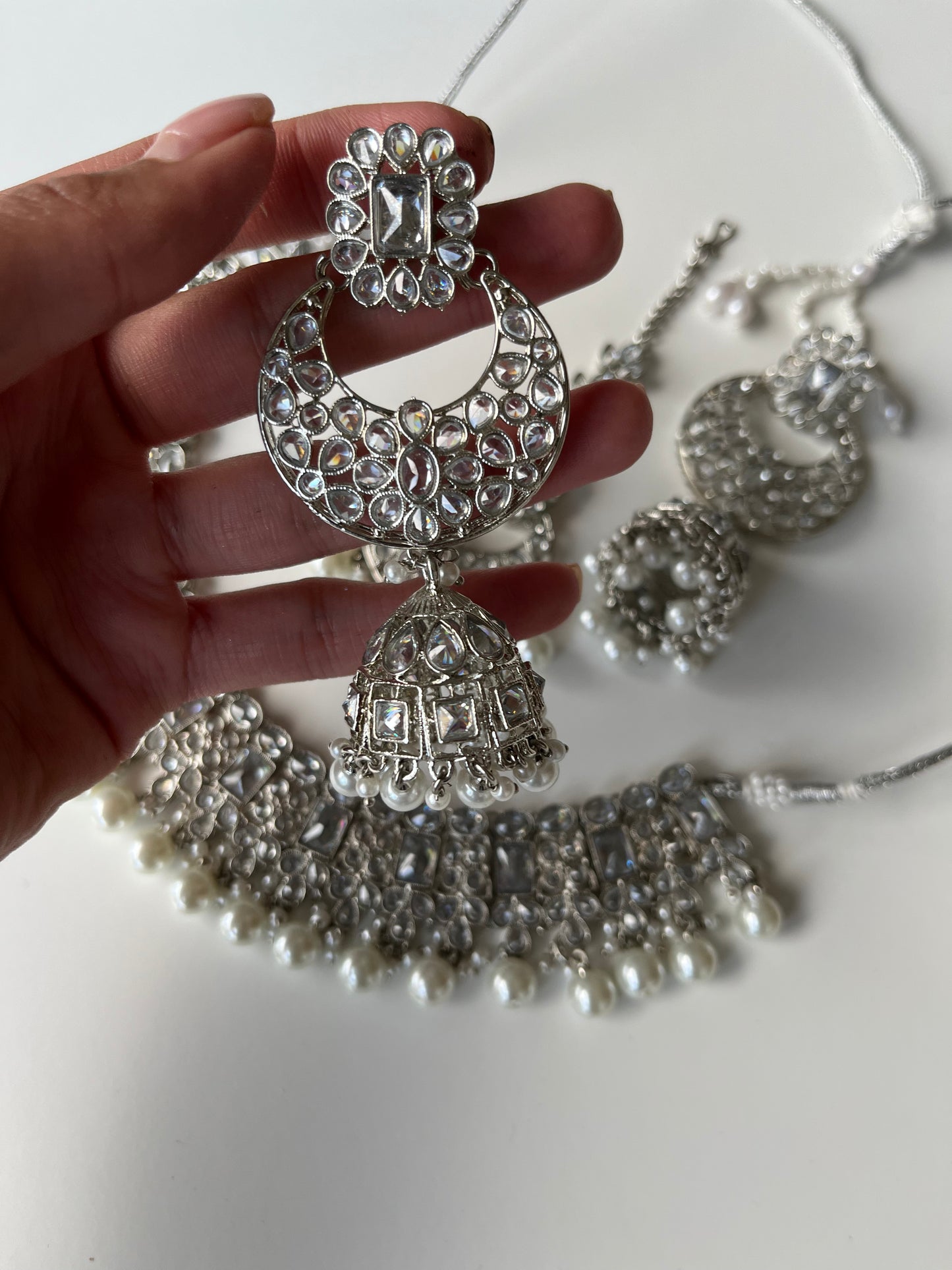 Silver Oval Drop Jumke Necklace Set