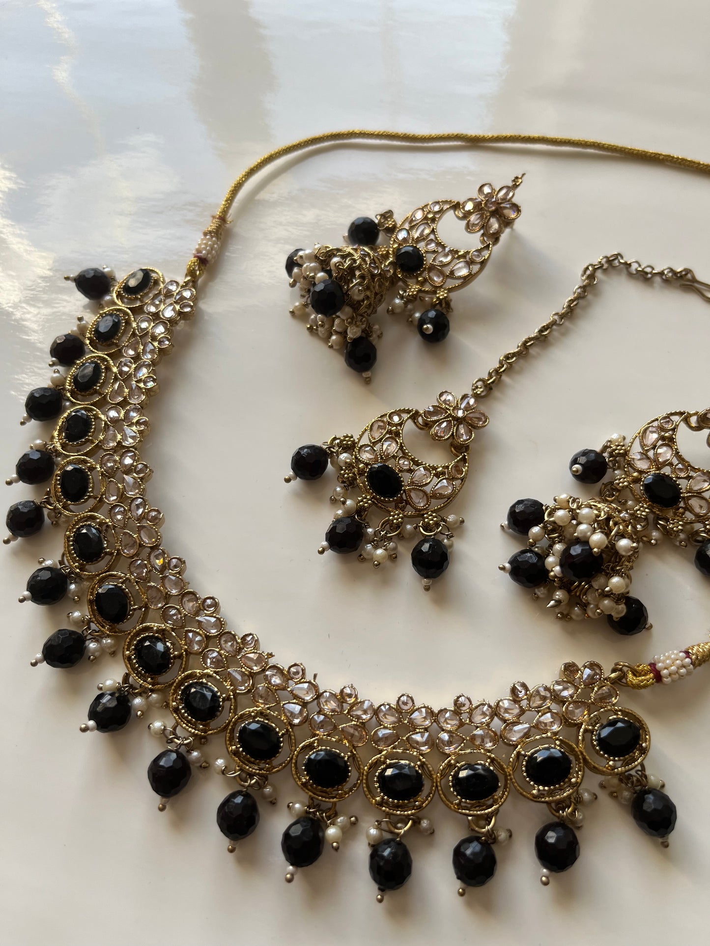 Black Jumke Necklacr Set