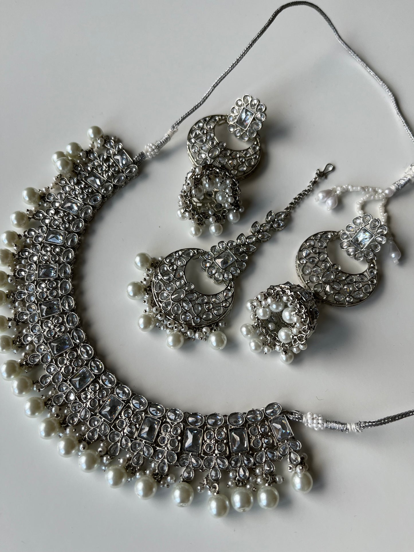 Silver Oval Drop Jumke Necklace Set