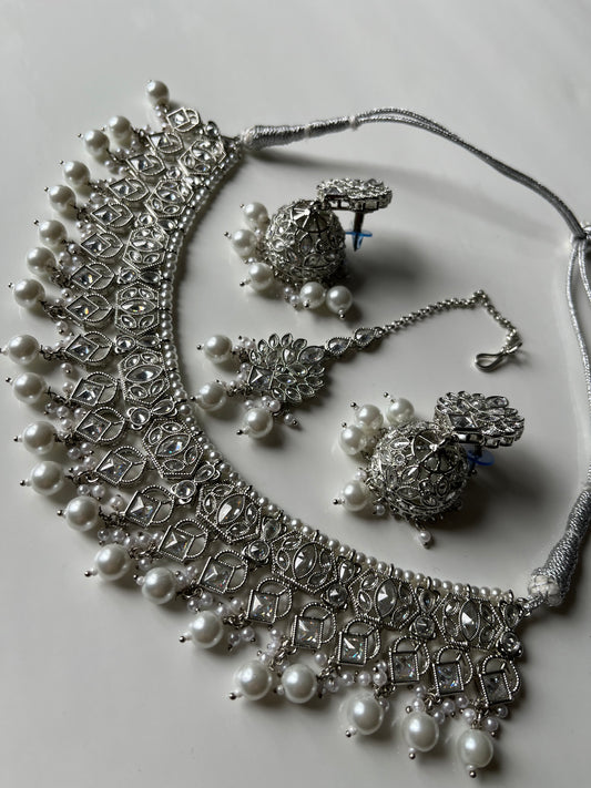 Silver Jumke Necklace