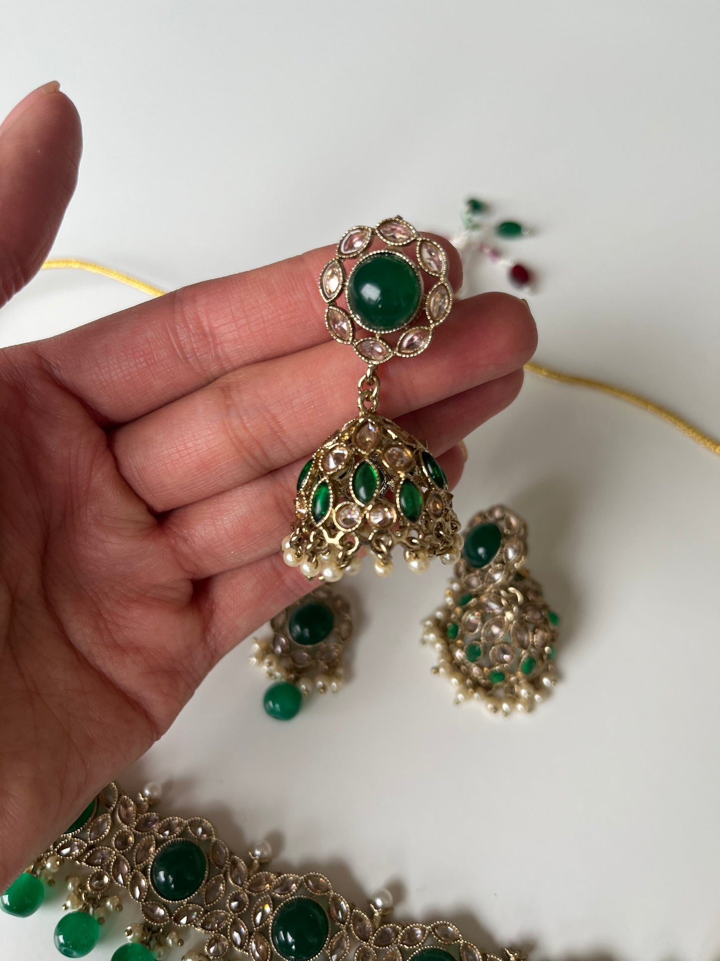 Circle Choker Emerald Green