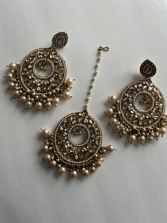 Gold Pearl Round Earring Tikka