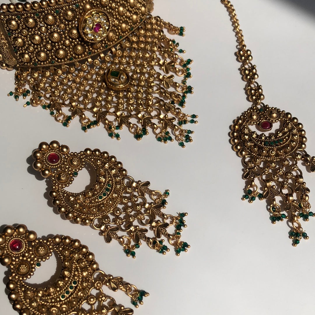 Royal Choker Mesh Necklace Earring Tikka Set