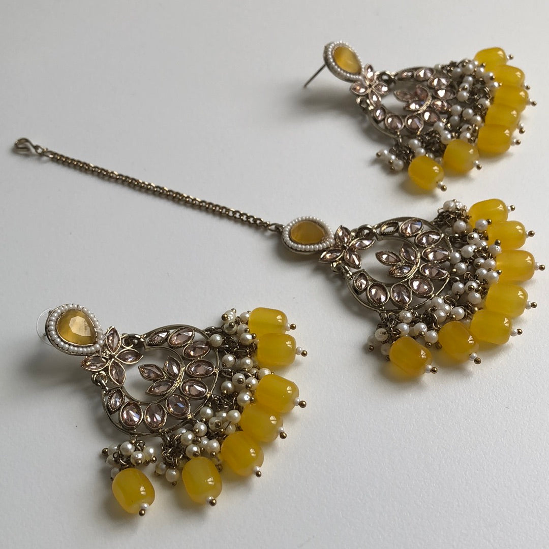 Yellow Stone Earring Tikka Set