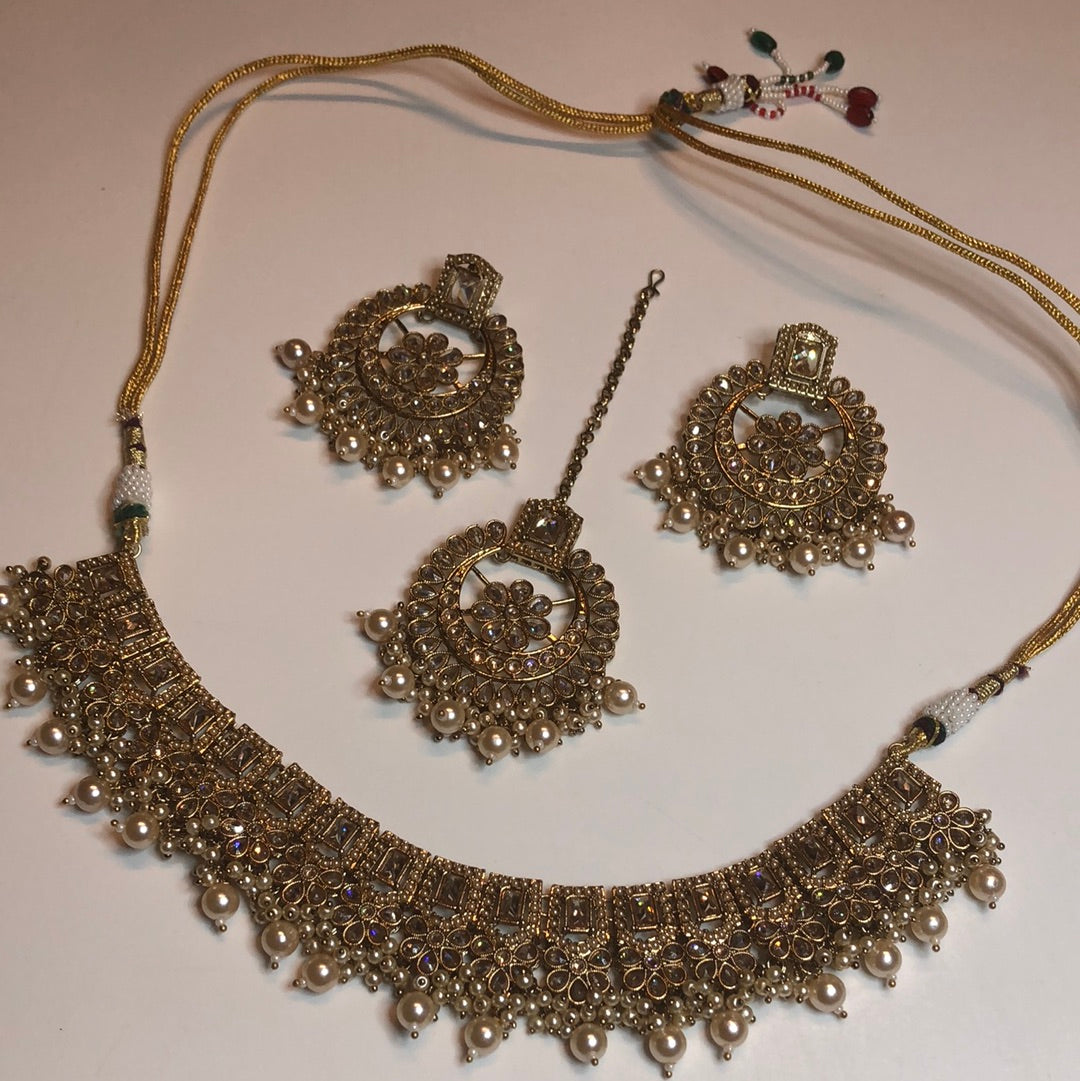 Polki Circle Necklace Earring Tikka Set