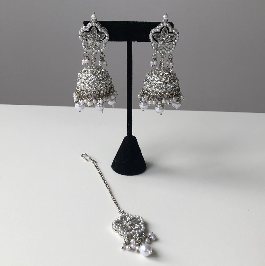 Silver Jumke Earring Tikka