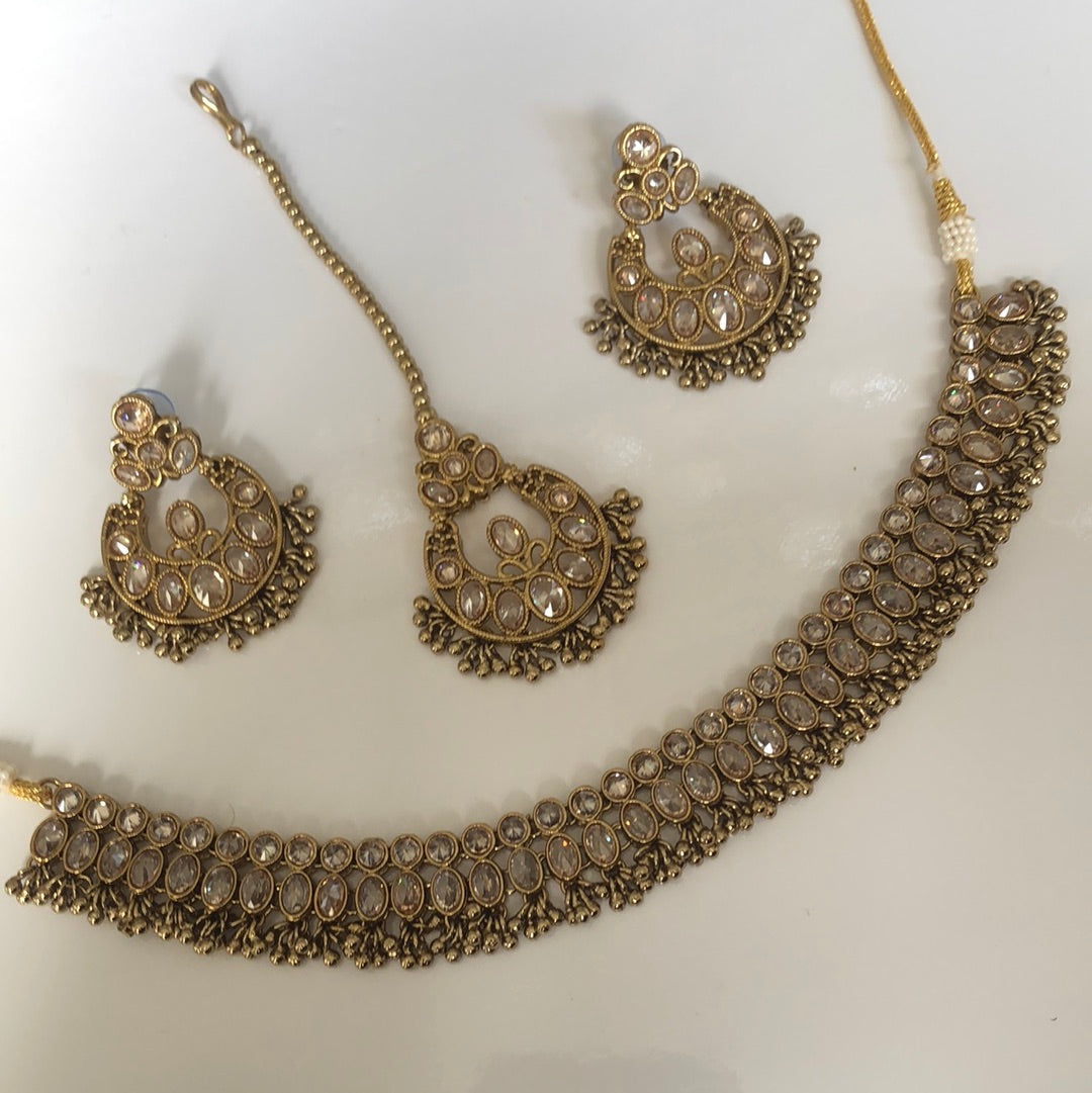 Pearless Gold Polki Necklace Set