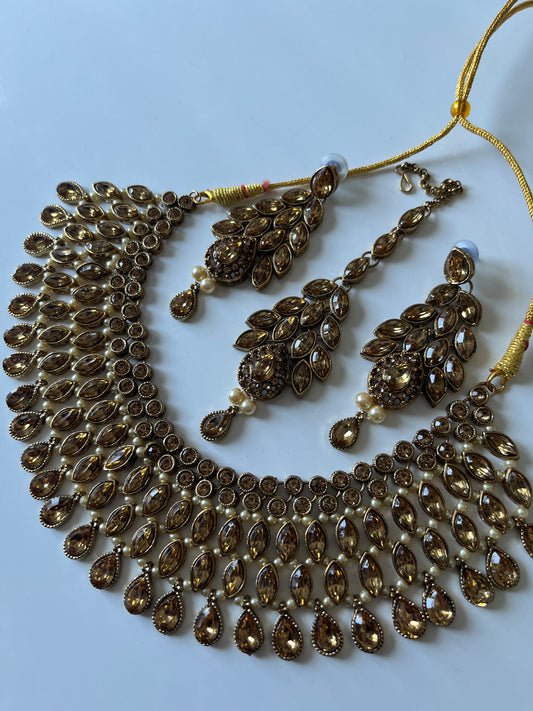 Gold Multilayer Necklace Set