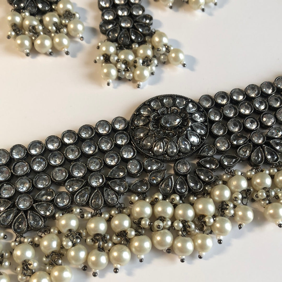 Dark Grey Silver Pearl Choker Earring Set