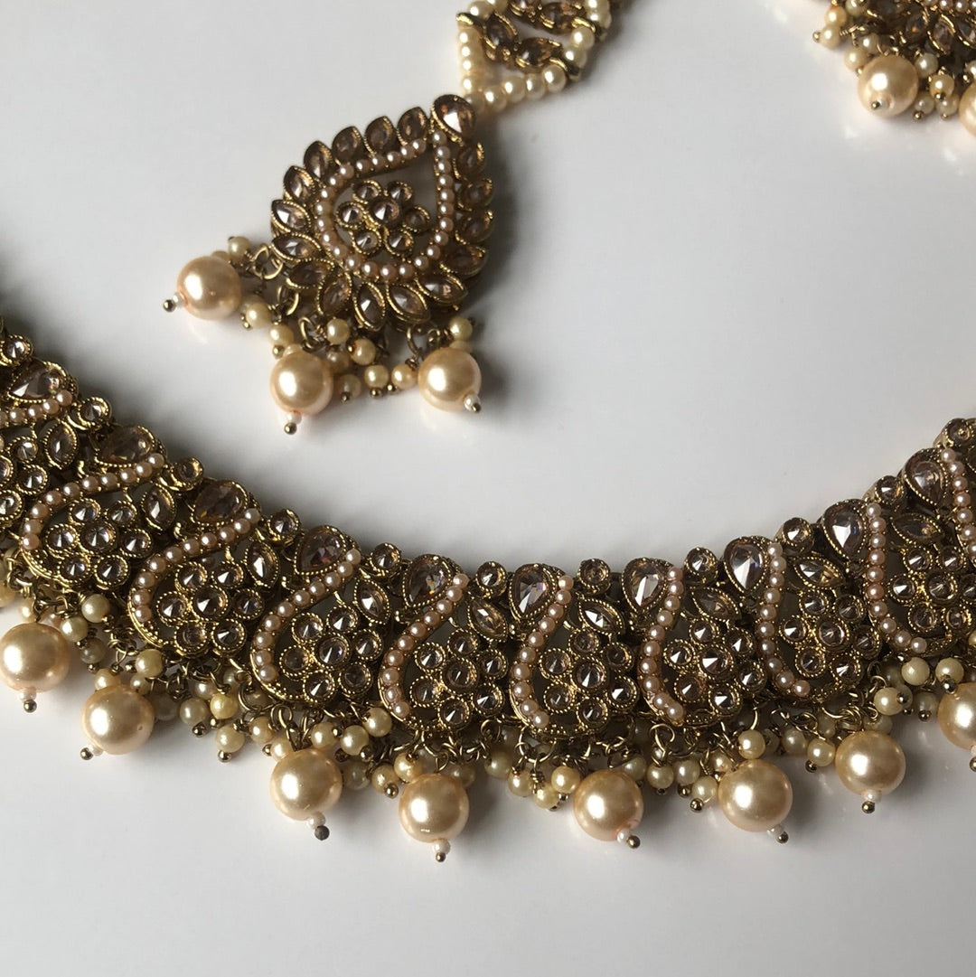 Gold Twirl Necklace Set