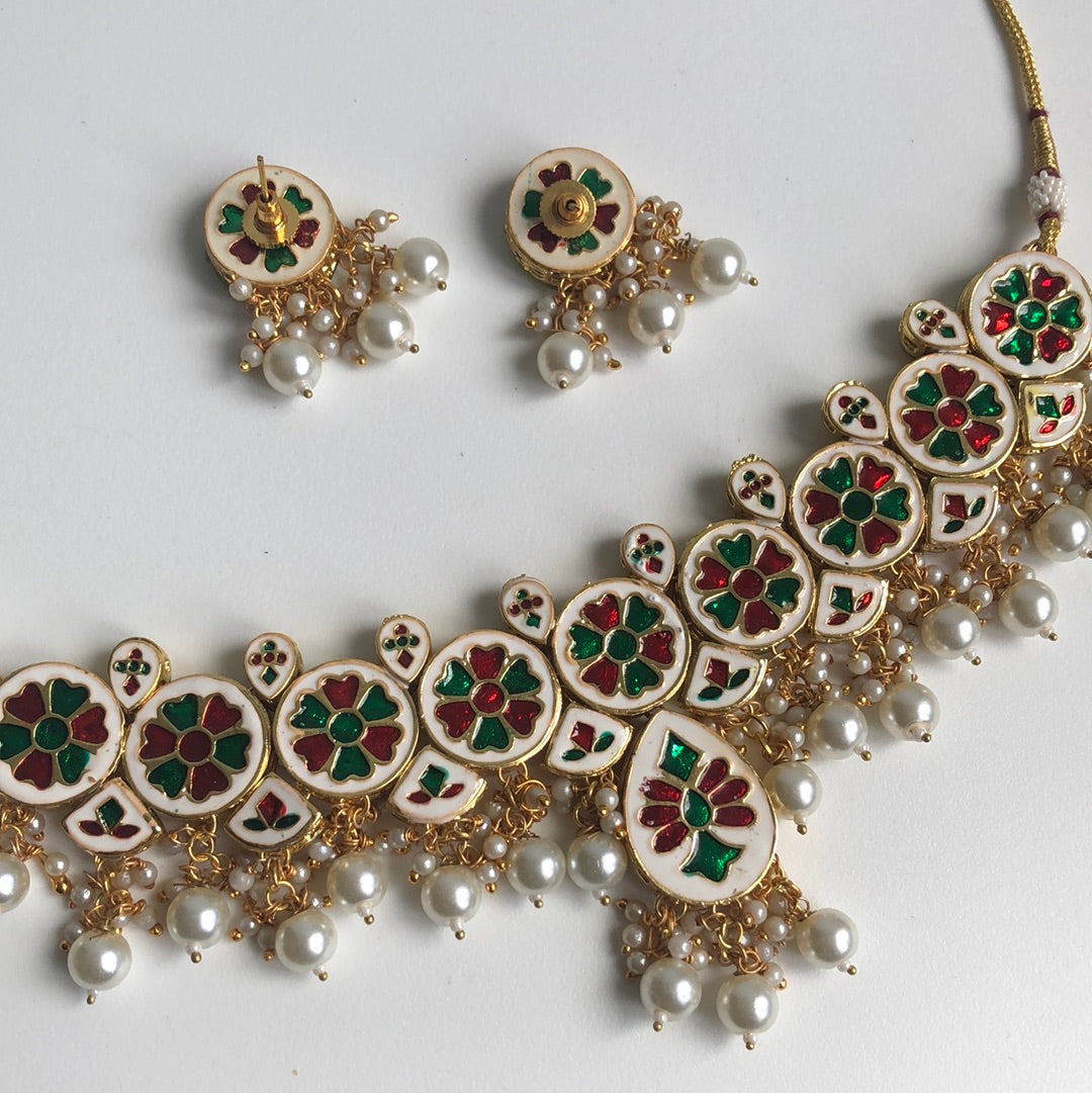 Clear Stone Kundan Necklace Earring Set