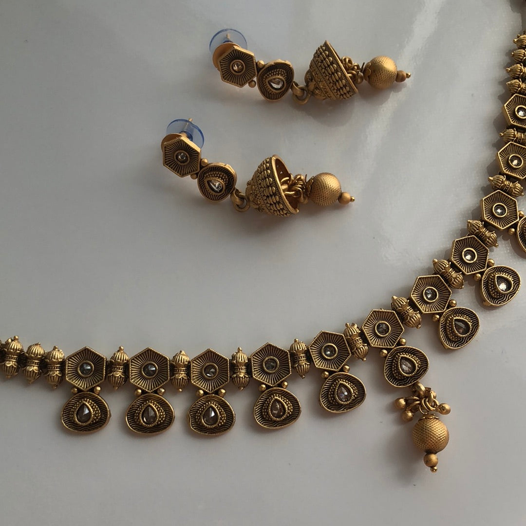 Elegant Tradition Gold Haar
