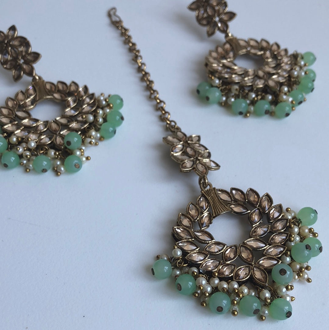 Light Green Gold Earring Tikka Set