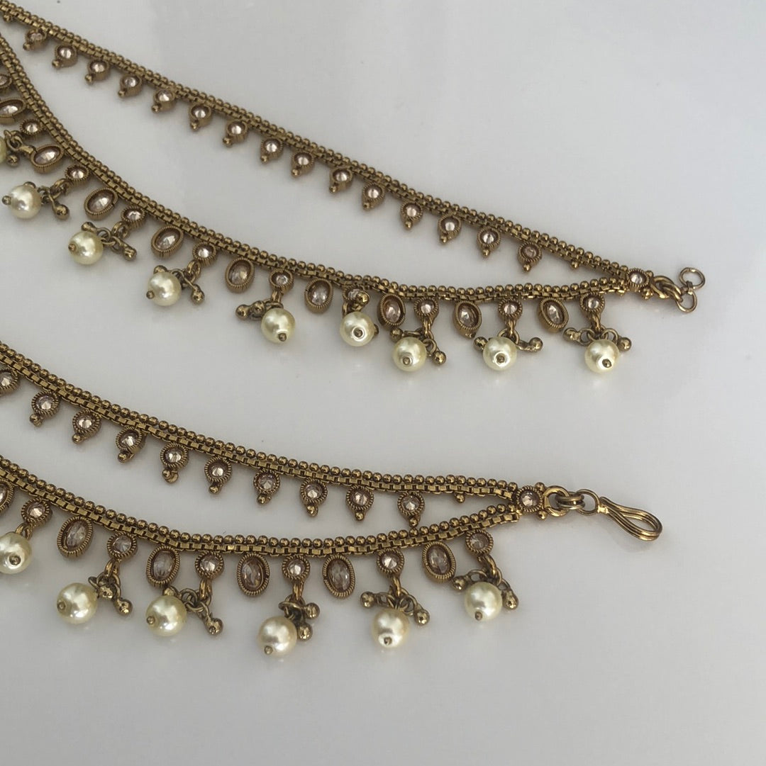 Pearl Gold Tone Crystal Earring Sahara’s