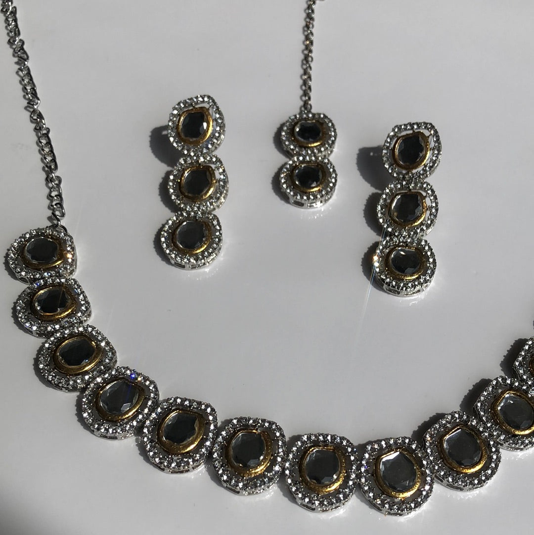 Faux Uncut Kundan Set