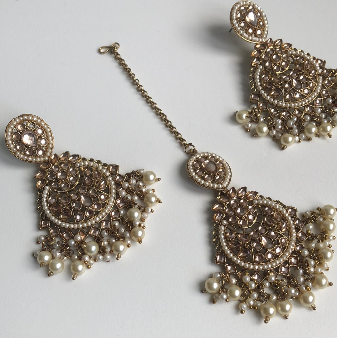 Gold Pearl Drop Earring Tikka Set