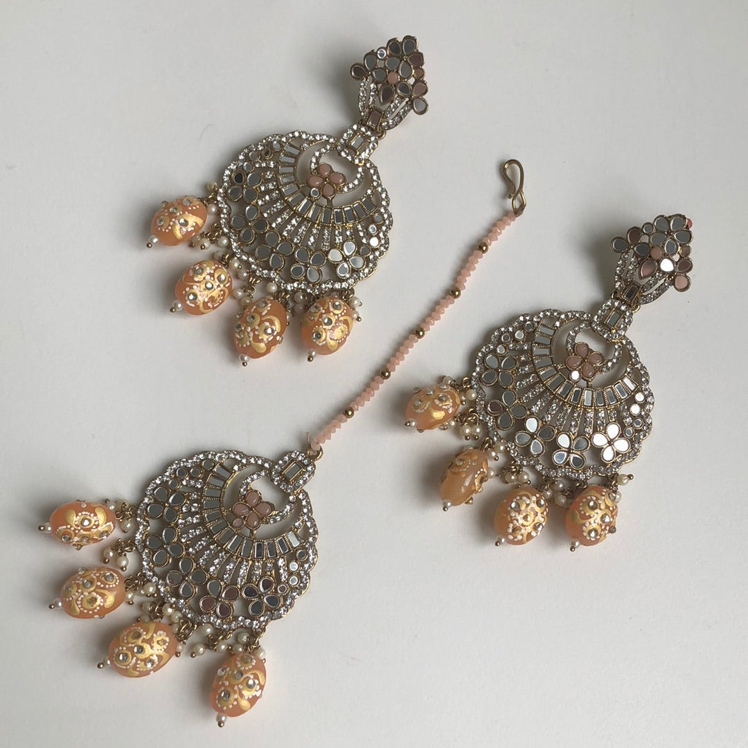 Mirrors Peachy Earring Tikka Set