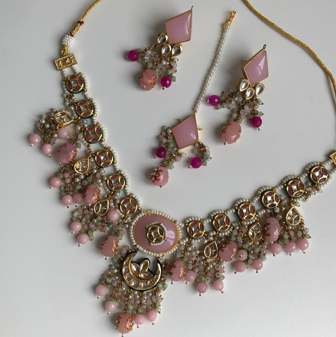 Baby Pink Elegant Kundan Necklace Earring Tikka Set