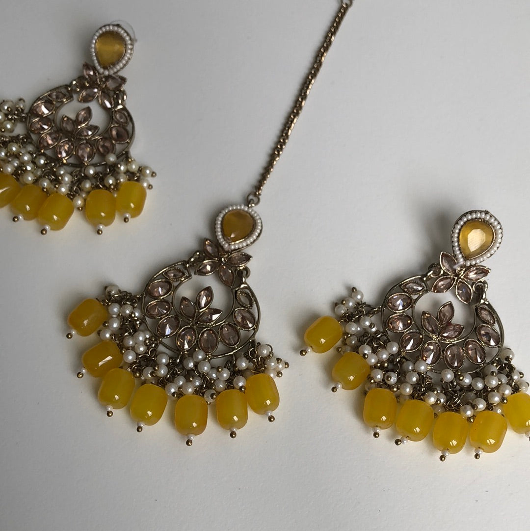 Yellow Stone Earring Tikka Set