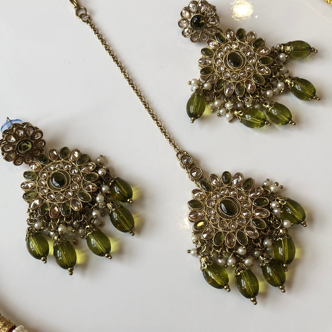 Seaweed Mehndi Green Necklave Earring Tikka Set