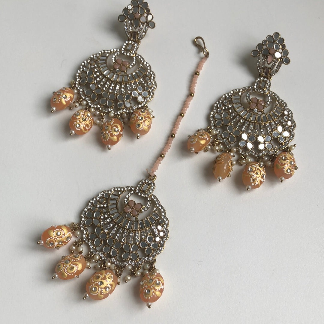 Mirrors Peachy Earring Tikka Set