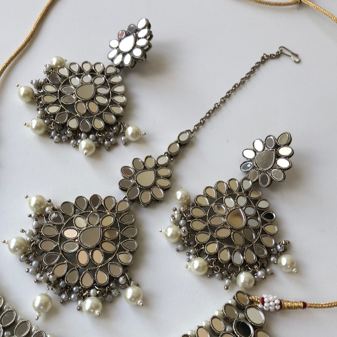 Mirrored Silver Necklace Earring Tikka Set
