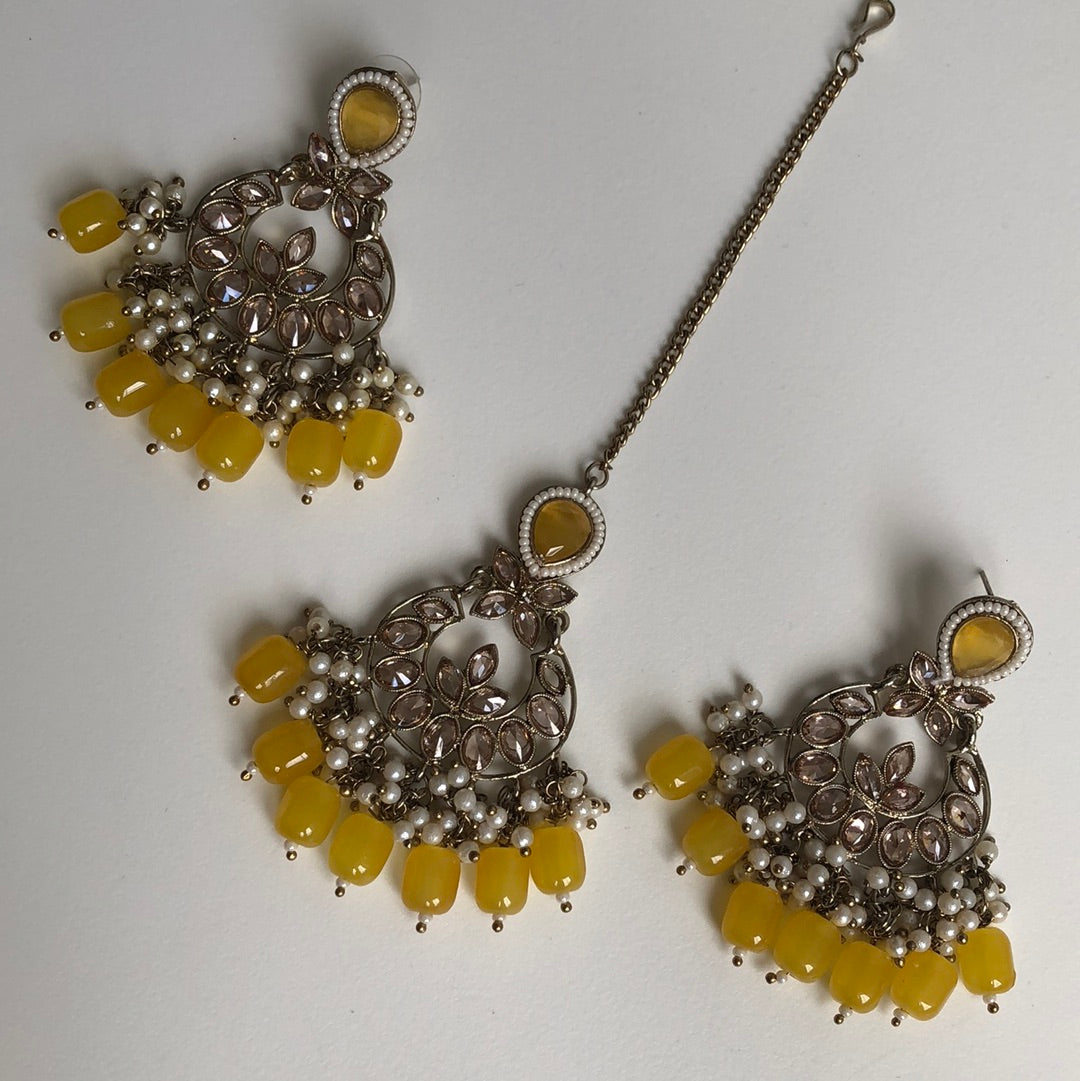 Yellow Stone Earring Tikka Set