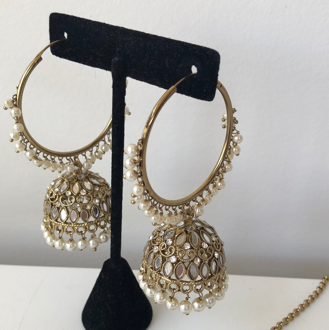 Mirrored Gold Pear Jumke Earring Tikka Set