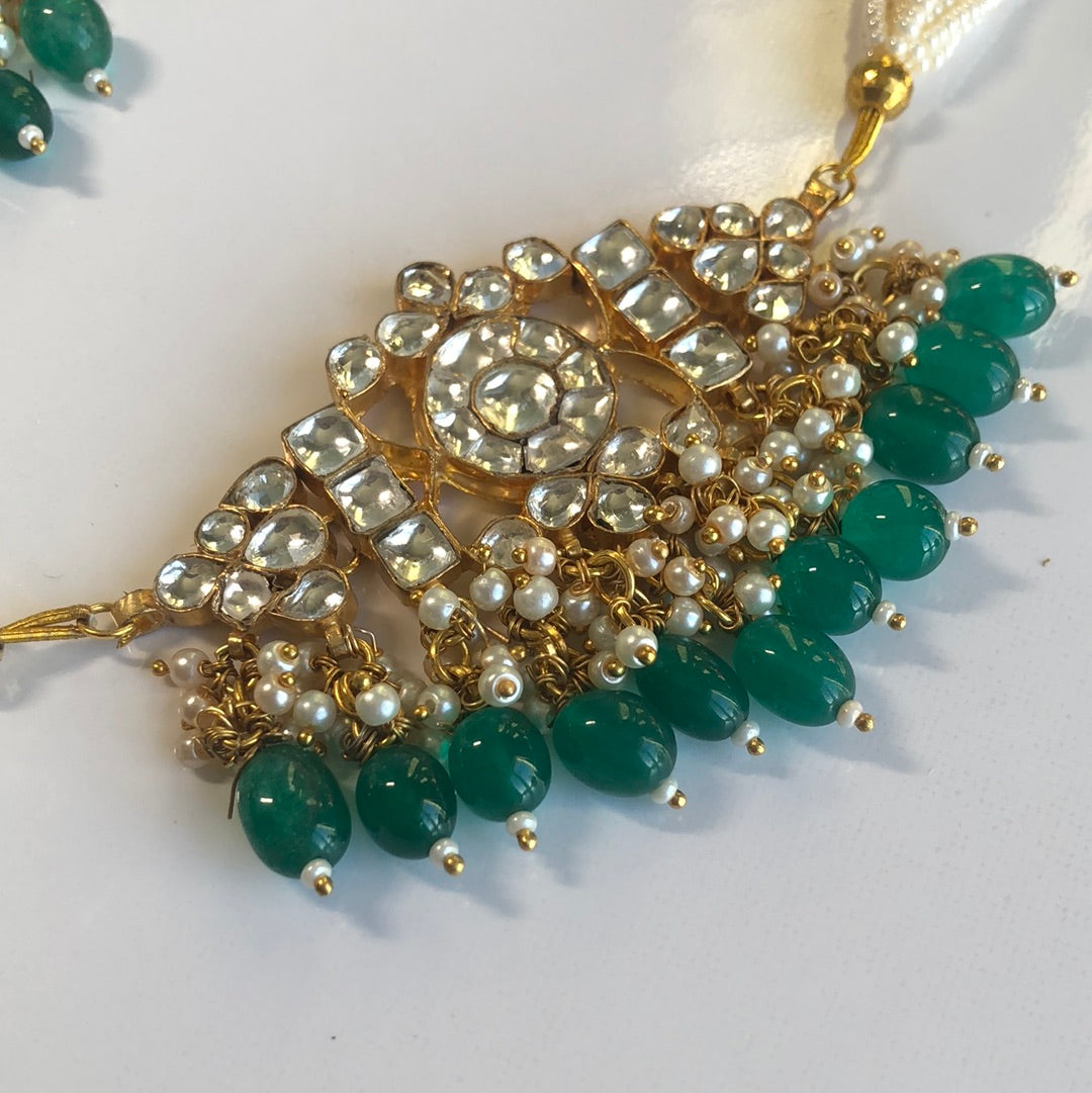 Pachi Kundan Emerald Choker Set