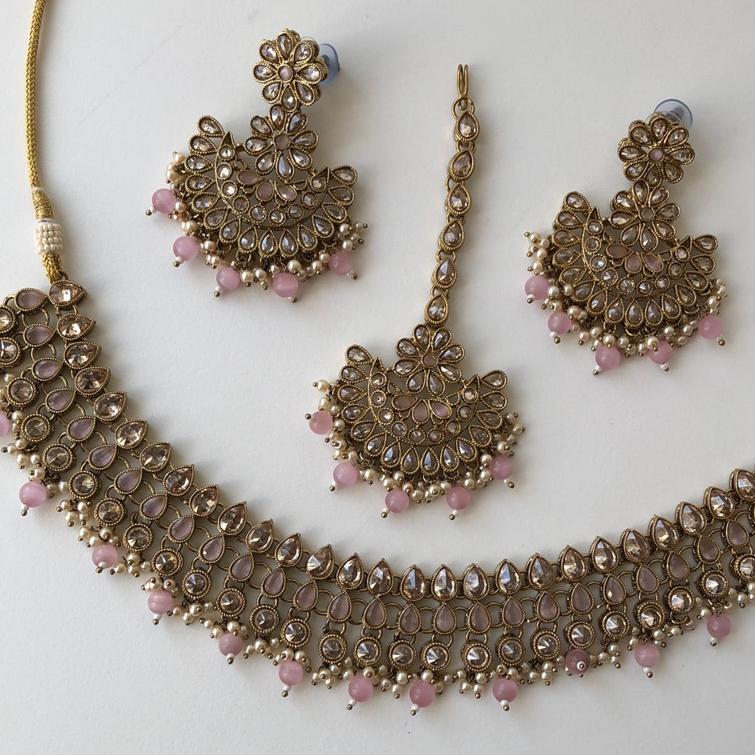 Stunning Blush Pink Necklace Earring Tikka Set