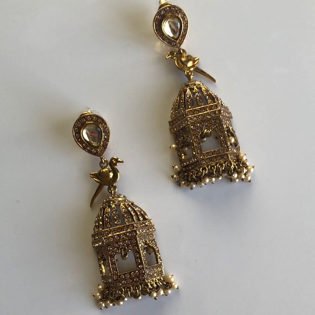 Kabutar Earrings