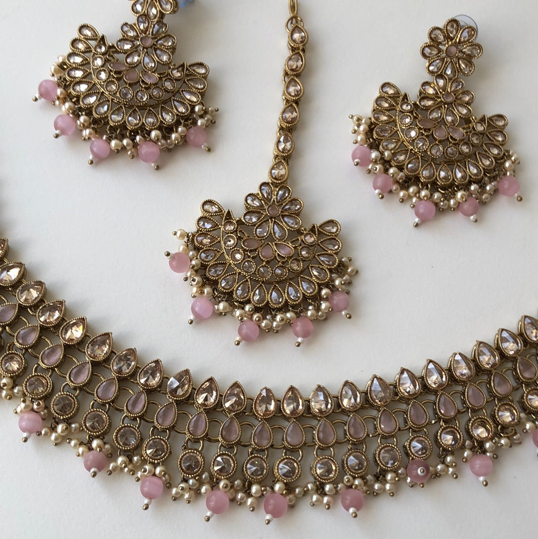 Stunning Blush Pink Necklace Earring Tikka Set